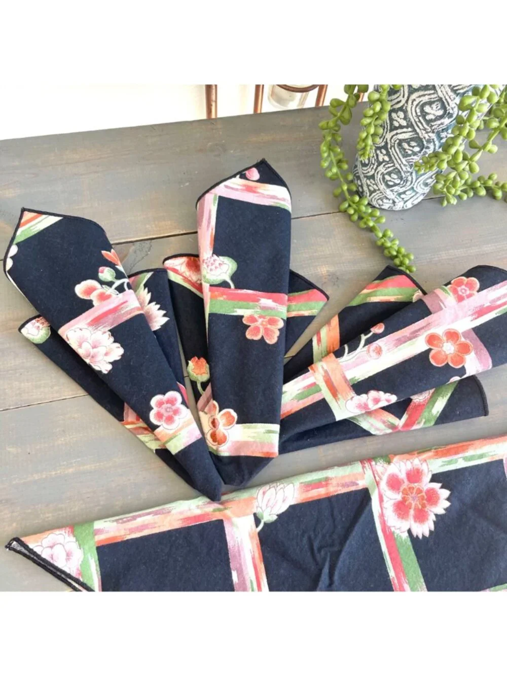 Vintage 80s Cotton Chintz Cloth Napkins Set of 4 Floral Trellis Design